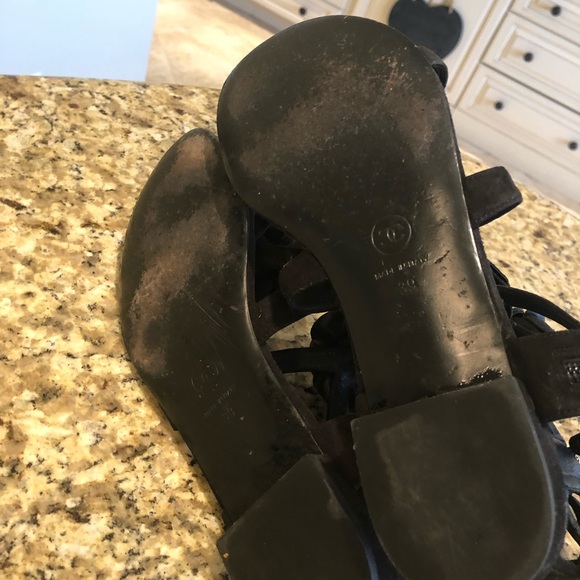 Chanel ankle wrap shoes with pearls and flowers - Picture 8 of 8